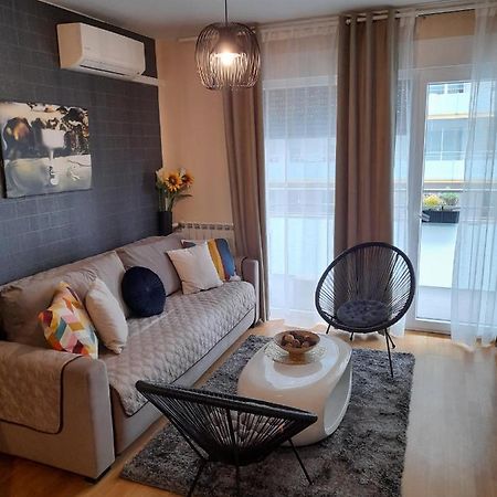 Calla Apartment Zagreb - Novi Apartman, Garaza, Video Nadzor Экстерьер фото